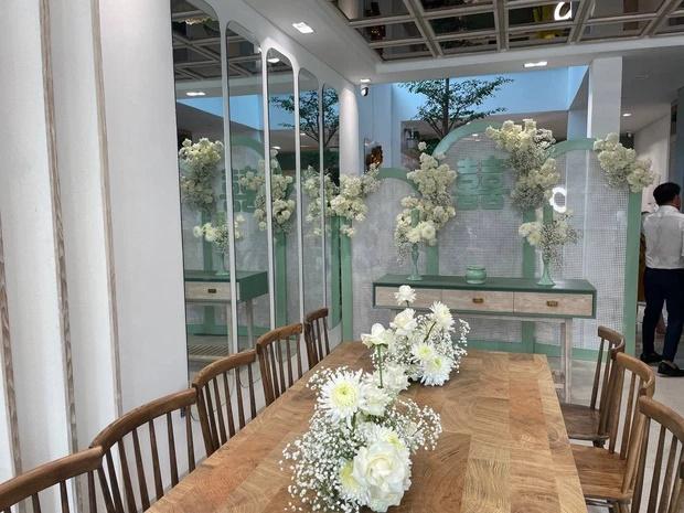 Lý Bình đón cô dâu Phương Trinh Jolie bằng xe G63 13 tỷ hot họt-5