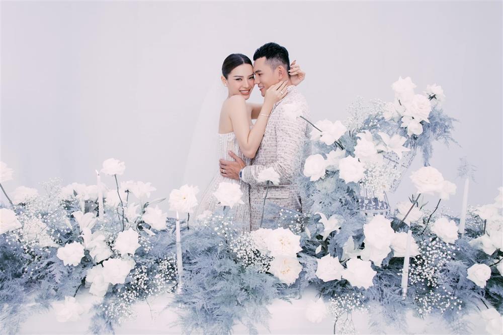 Phương Trinh Jolie bị chỉ trích vừa lấy chồng đã đạo lý-1