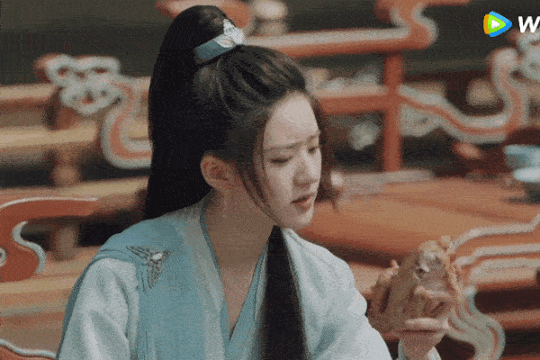 Triệu Lộ Tư ăn uống nhồm nhoàm, phá hỏng nguyên tác-3