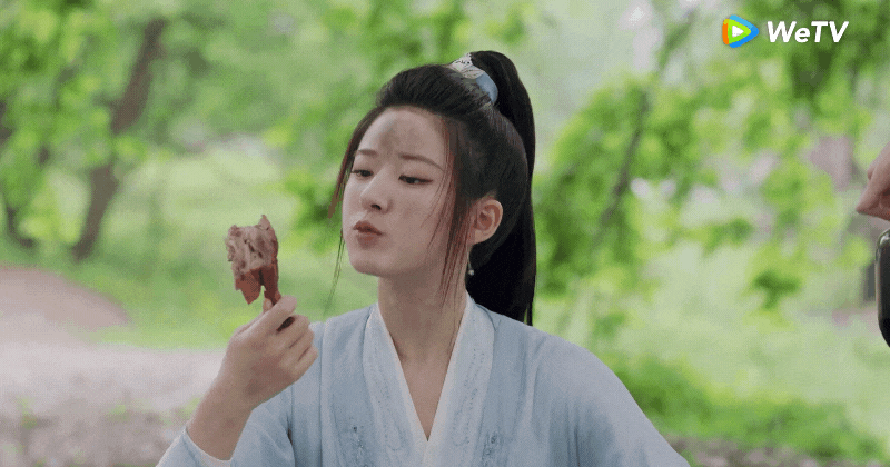 Triệu Lộ Tư ăn uống nhồm nhoàm, phá hỏng nguyên tác-4