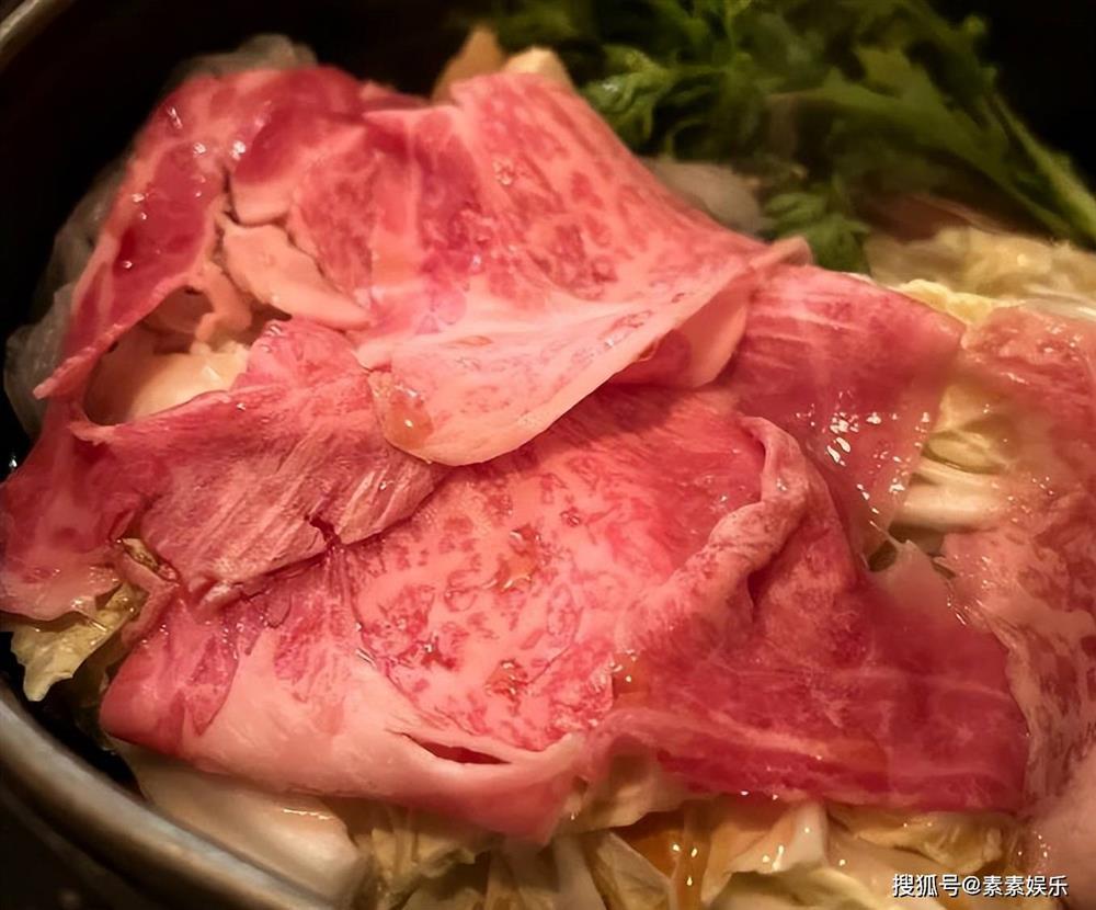 Người hâm mộ trả tiền bữa ăn cho Hyun Bin - Son Ye Jin-2