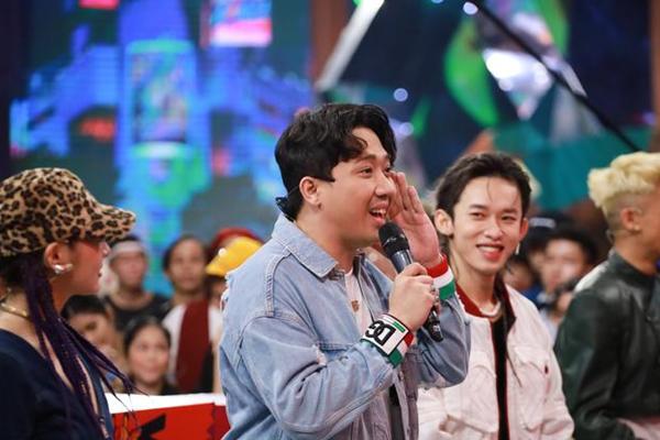 Netizens have a cross-country controversy when watching Tran Thanh as MC for a dance show
