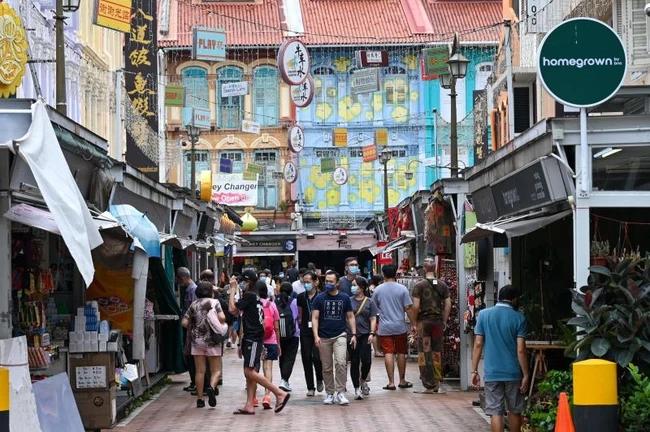 Thailand cancels all tests, Singapore plays big to attract tourists-1
