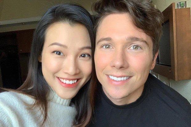 Hoang Oanh and her husband West did the same thing after the divorce