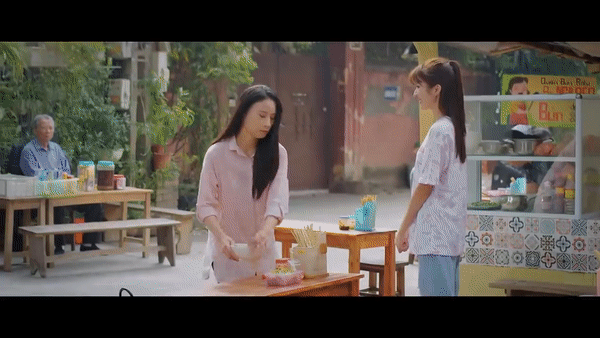 Thương Ngày Nắng Về 2 tập 11: Vân bị làm nhục không ai thương, chỉ tiếc bát bún-1