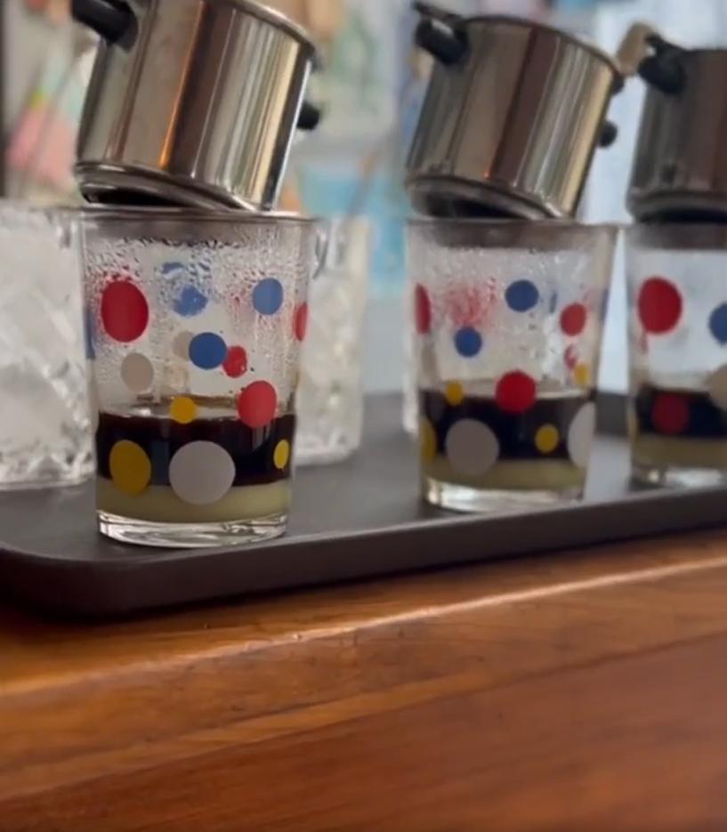 Phở Việt có gì ngon mà từ Bi Rain tới Taecyeon đều u mê thế?-4