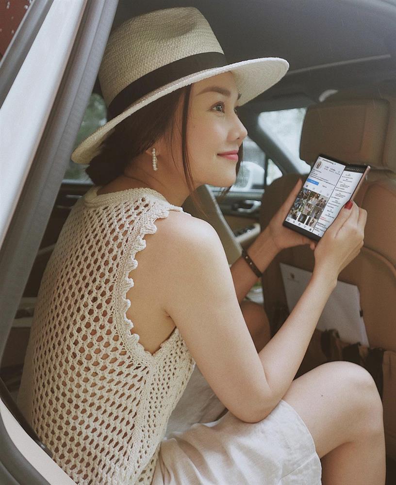 Học Minh Hằng, Lan Khuê mặc quần short vải ngắm mãi không chán-6