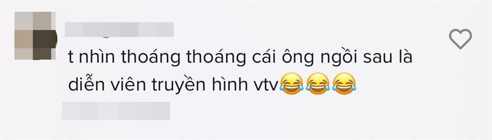 Sao nam vũ trụ VTV bị chộp clip ngắm Thiều Bảo Trâm như thôi miên-7