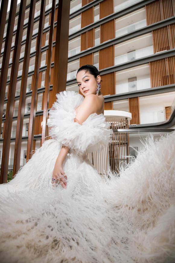 Phạm Quỳnh Anh tự tin khoe bụng bầu sau khi tình tứ tình trẻ-6