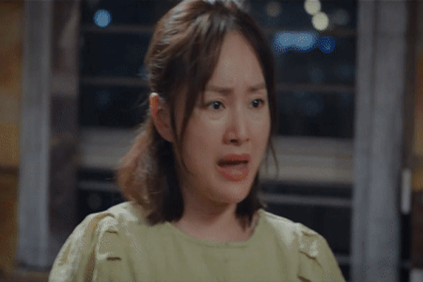 Khán giả sôi máu vì combo mẹ và chị chồng quá quắt trong Thương Ngày Nắng Về-5