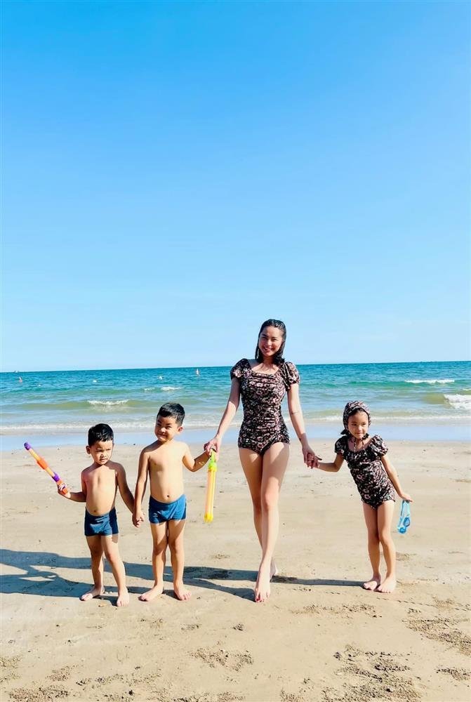 Sao Việt hôm nay 27/4: Quán quân Phạm Kiên khéo nịnh Hương Giang-15