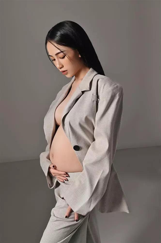 Mẹ tròn con vuông, ái nữ Minh Nhựa vẫn đam mê show ảnh bầu bí-5