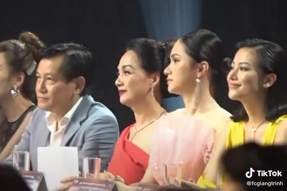 KHÓ TIN: Nhan sắc NSND Lê Khanh hạ cùng lúc 3 hoa hậu-5