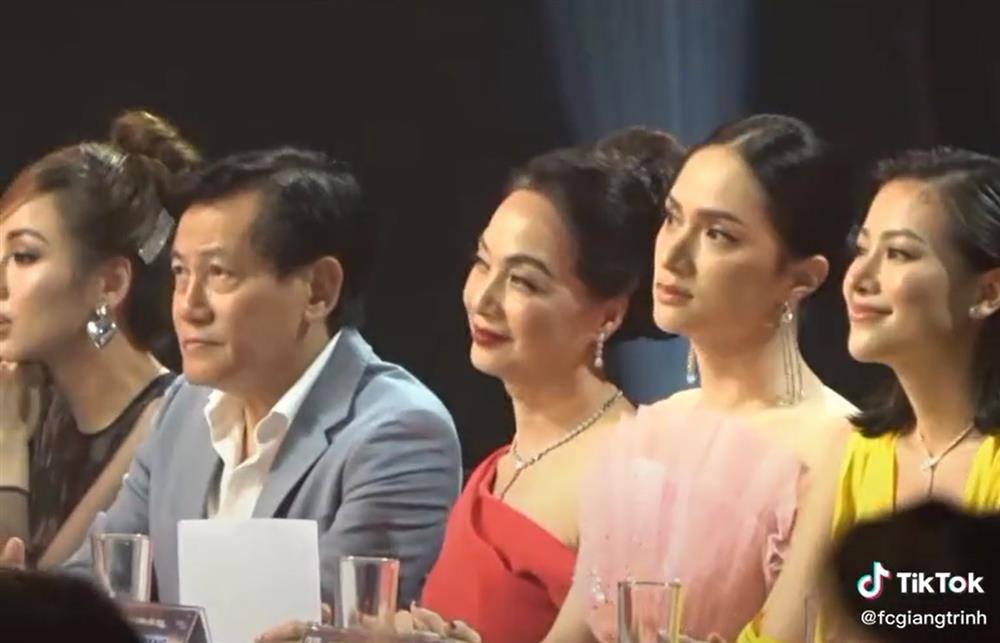 KHÓ TIN: Nhan sắc NSND Lê Khanh hạ cùng lúc 3 hoa hậu-7