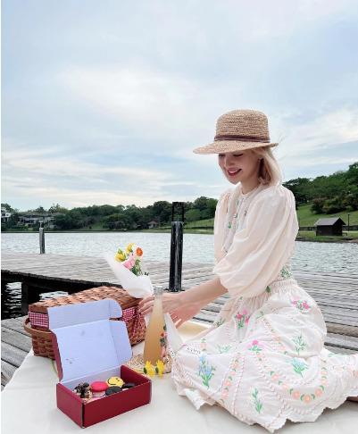 Korean beauties fall in love with a series of summer baby floral dresses-1