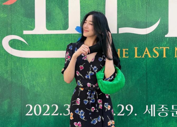 Korean beauties fall in love with a series of summer baby floral dresses-3