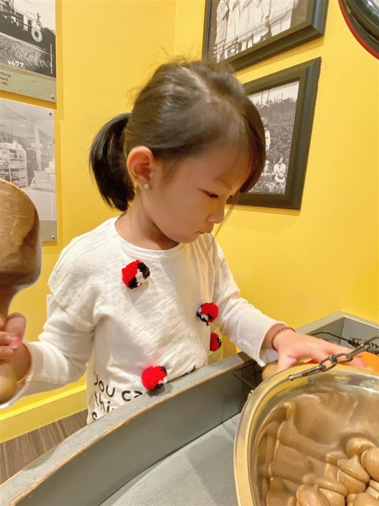 Sao Việt hôm nay 28/4: Bạn gái Huỳnh Anh hé lộ đại gia chống lưng-13