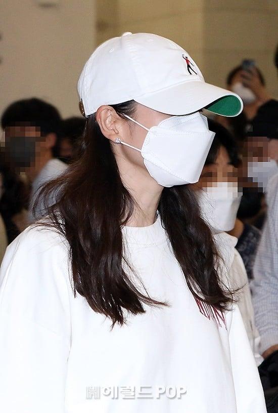 Hyun Bin - Son Ye Jin ôm nhau cực tình ngày về Hàn Quốc-2