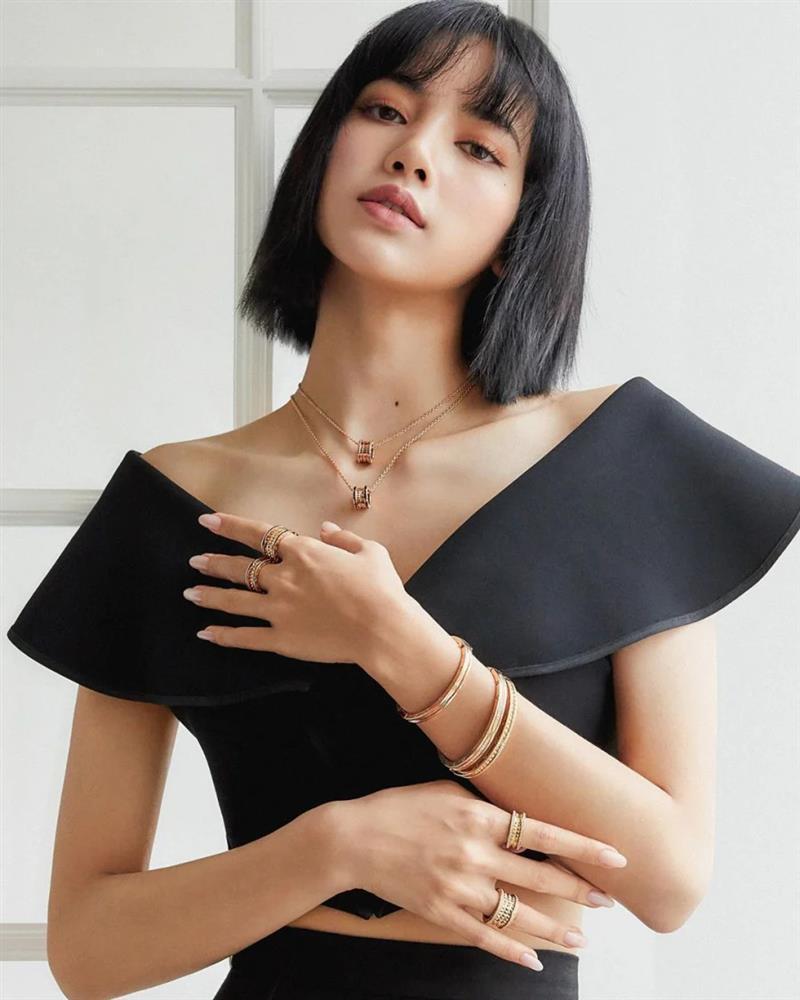 Nhan sắc dàn mỹ nhân Thái thăng hạng khi đổi tóc ngắn-3