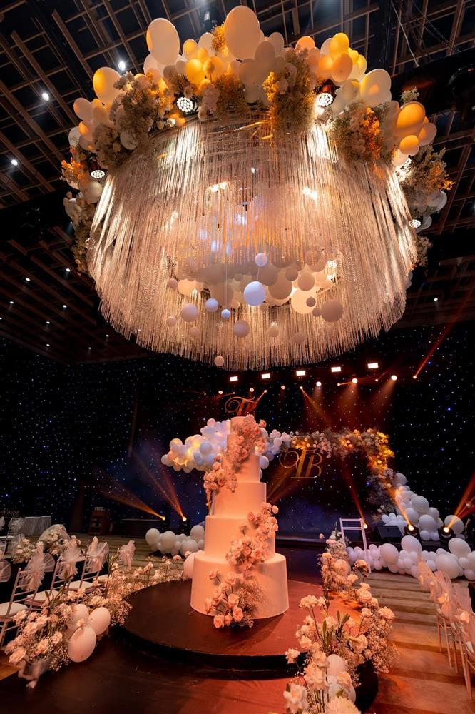 Phương Trinh Jolie hé lộ ý nghĩa bối cảnh tiệc cưới: Vì con gái riêng?-9