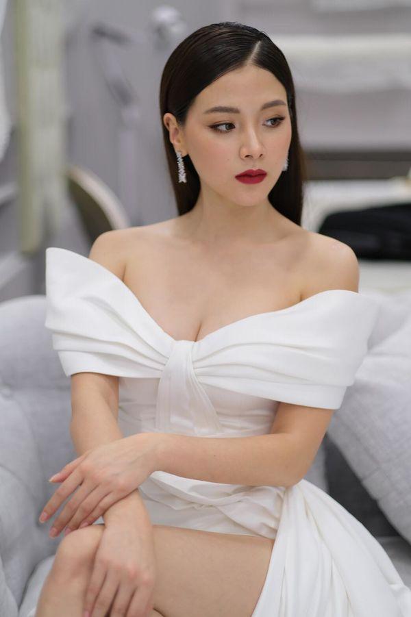 5 mỹ nhân Việt đọ sắc Baifern, không ai thắng nổi-13