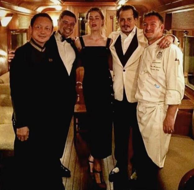 Vệ sĩ tiết lộ Johnny Depp thường bị xây xước mặt-1