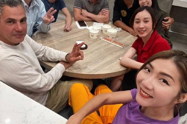 Mẹ đẻ Ngọc Quyên giúp con gái bắt trộm tại trận ở Mỹ-10