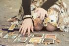 Bói bài Tarot thứ 7 ngày 30/4/2022: Tiệc tùng nghỉ lễ khéo ôm bệnh