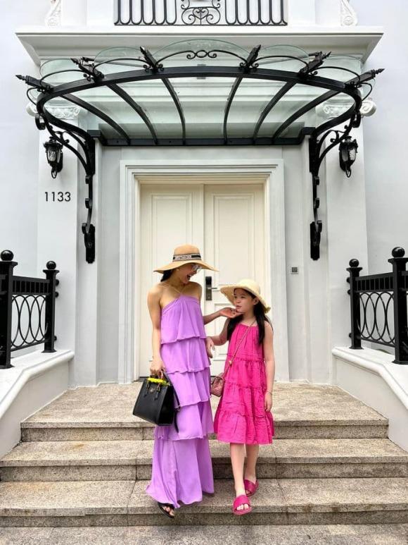 Con gái 9 tuổi Phương Trinh Jolie: Yoga cực dẻo, thừa hưởng gen mẹ-3