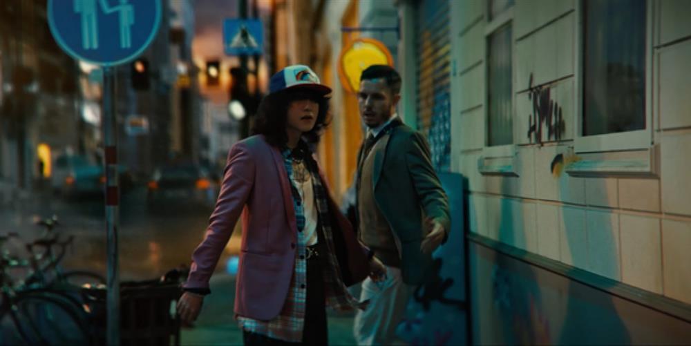 Sơn Tùng bầm dập cả người vì đóng MV nhảy lầu gây sốc-9