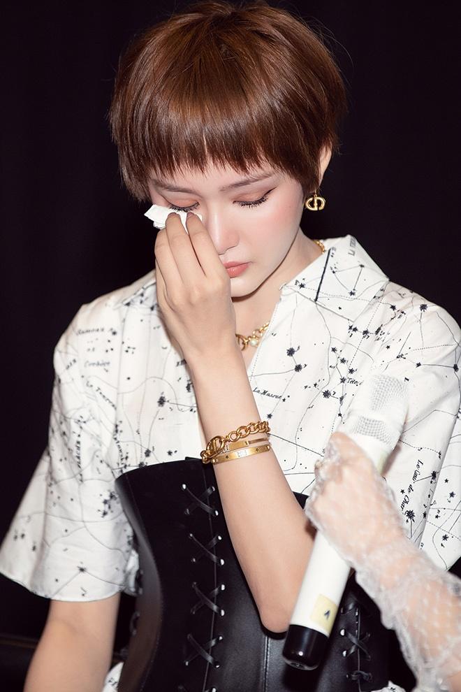 Bắt gặp G63 Hiền Hồ bon bon trên phố sau ồn ào nương tựa?-4