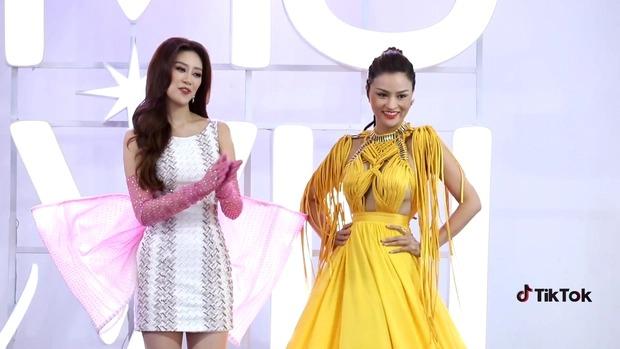 Vũ Thu Phương chán catwalk mổ cò, quay sang cosplay HHen Niê?-6