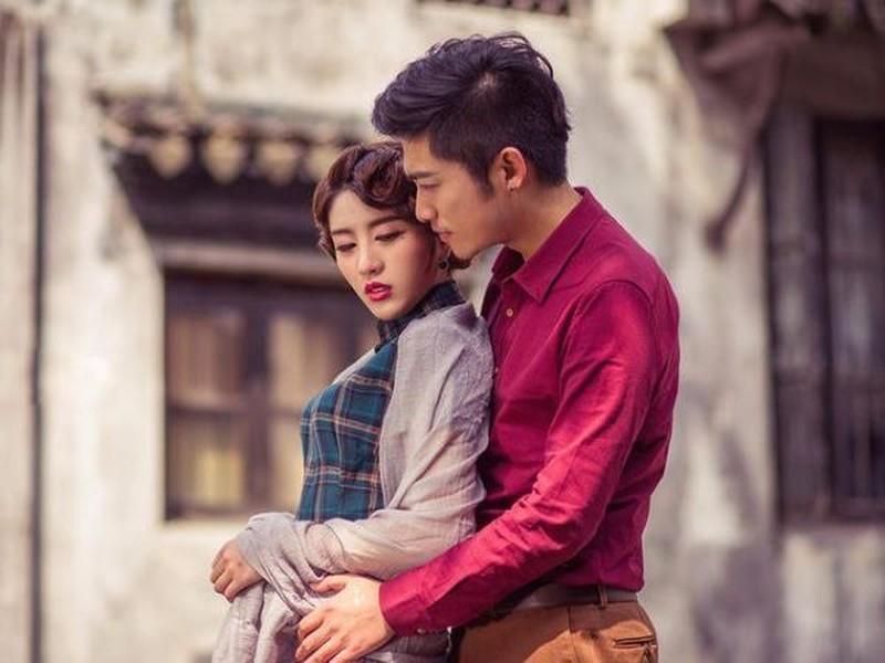 Cuộc gọi lúc nửa đêm, thái độ ấp úng hé lộ bí mật động trời của chồng-2