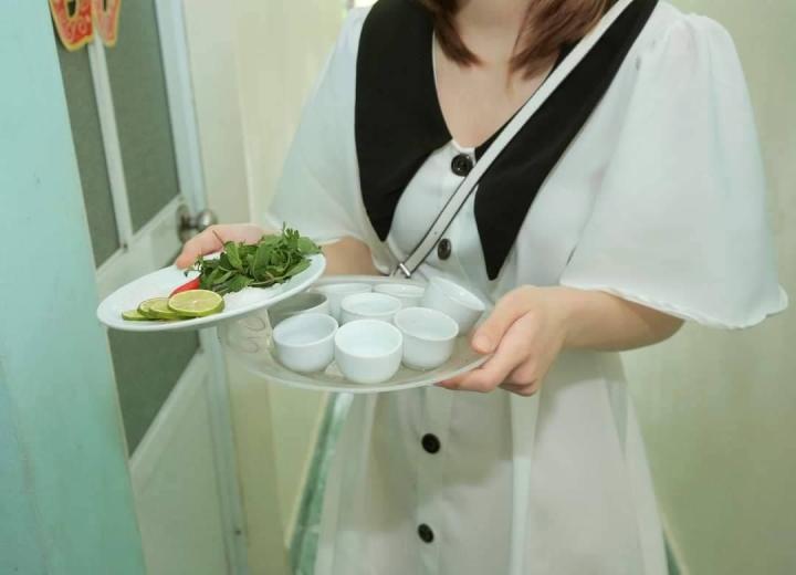 Màn rước dâu tranh cãi xôn xao: 25 bậc thang uống hết 25 ly rượu-4