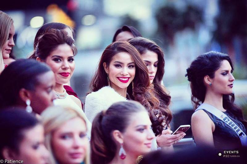 Ảnh bikini cú nổ của Phạm Hương tại Miss Universe hot trở lại-8