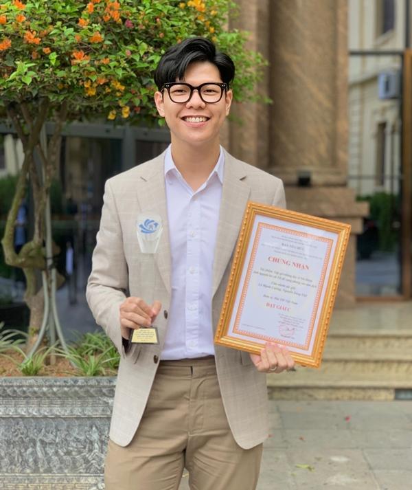 Cặp đôi MC kết hôn sau 5 năm, đặt 1 quy tắc ngầm vì cưới người trong nghề-1