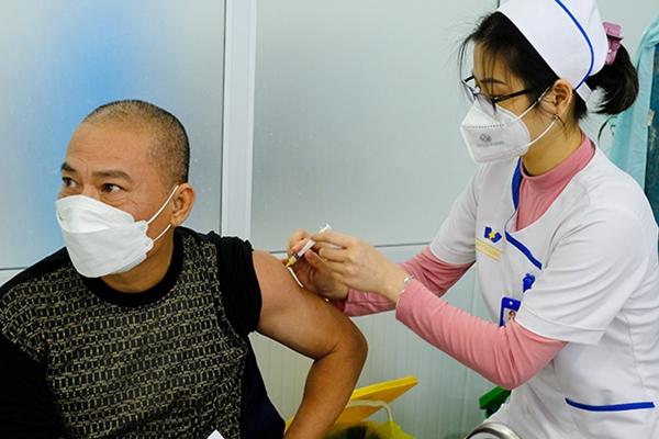 Những loại vaccine phòng COVID-19 nào sẽ tiêm mũi 4 ở nước ta?-1