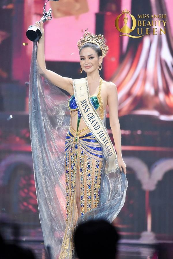 Ca sĩ nổi tiếng đăng quang Hoa hậu Hòa bình Thái Lan-3