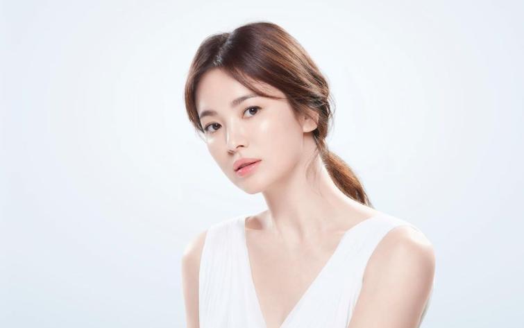 Dàn diễn viên Hậu Duệ Mặt Trời sau 6 năm: Song Hye Kyo thụt lùi-6