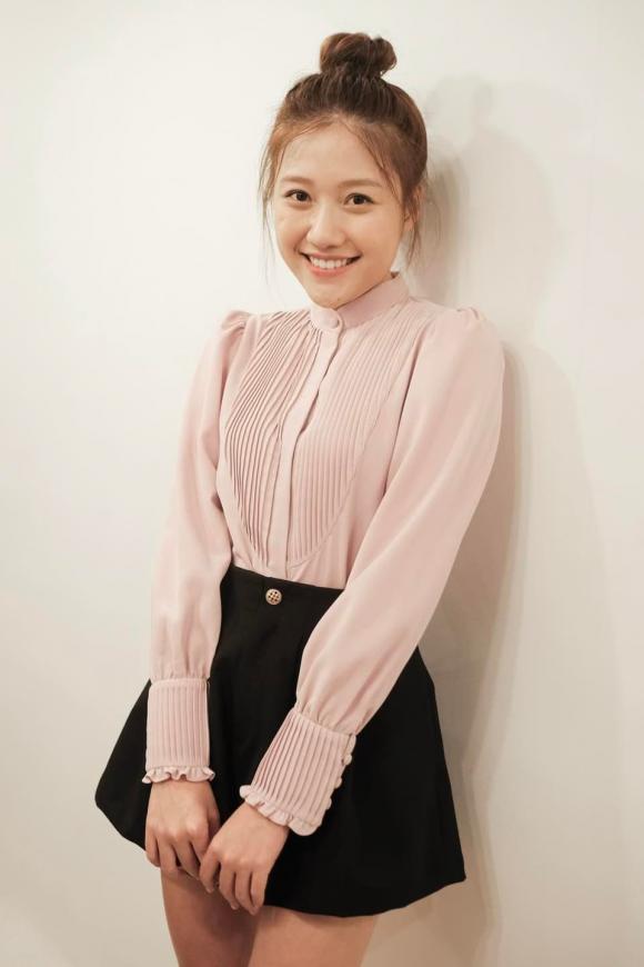 Em gái Trấn Thành thăng hạng nhan sắc hậu giảm cân thành công-11