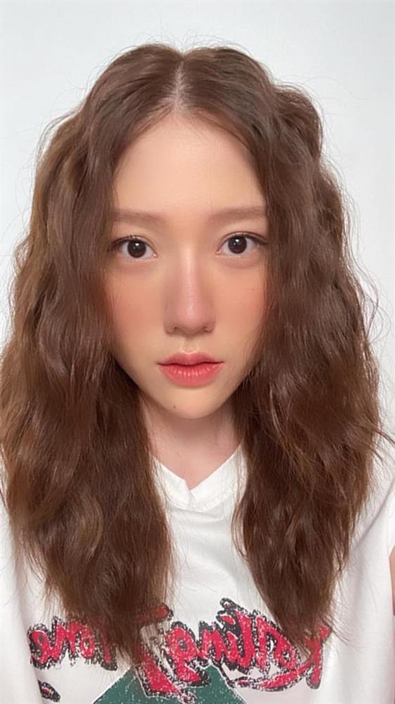 Em gái Trấn Thành thăng hạng nhan sắc hậu giảm cân thành công-6