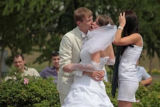 Vận xui đeo bám các cô dâu ngày cưới, sau hôm ấy muốn xóa hết!