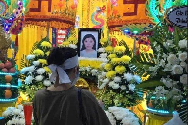 The funeral of the actress who passed away at the age of 25 is sad looking at the photo of the deceased