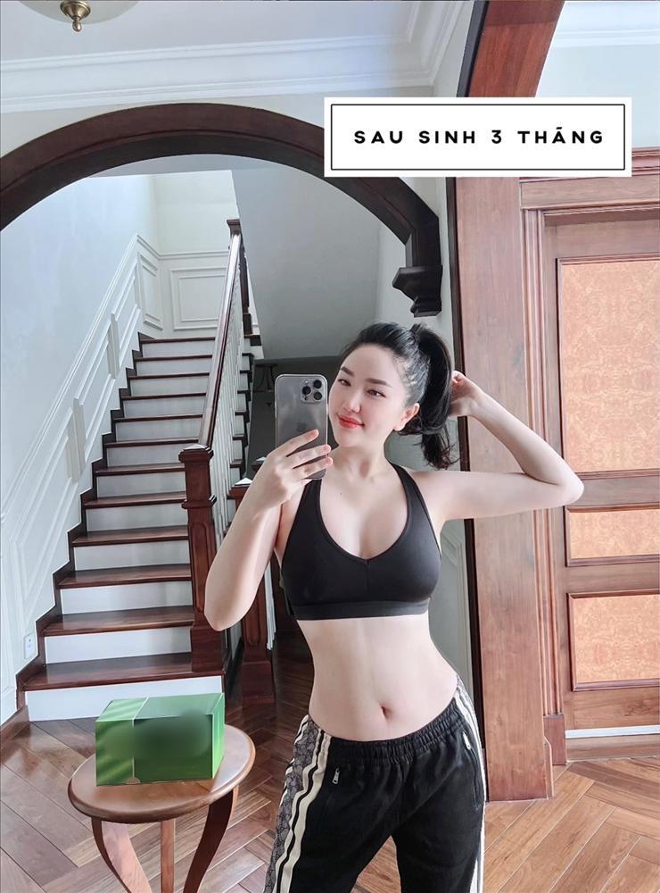 Soi cận body Bảo Thy qua camera thường sau 6 tháng sinh con-11