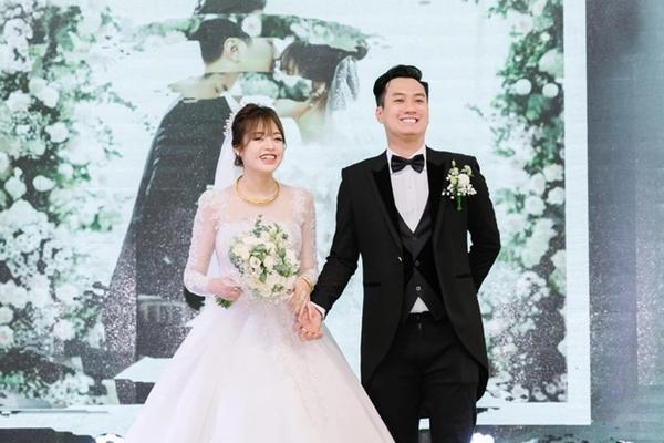 Ảnh diễn viên Anh Tuấn đen nhẻm ngày cưới, vì đâu nên nỗi?-8