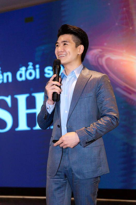 Anh chồng tương lai của Đỗ Mỹ Linh: Giỏi, giàu, làm bố đơn thân-2