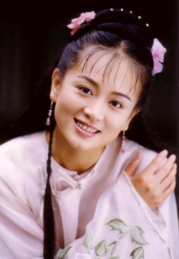 Nhan sắc không đổi của đại mỹ nhân bỏ theo chồng giàu giữa lúc sự nghiệp chạm đỉnh-1