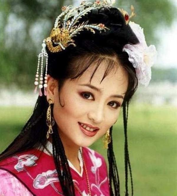 Nhan sắc không đổi của đại mỹ nhân bỏ theo chồng giàu giữa lúc sự nghiệp chạm đỉnh-3