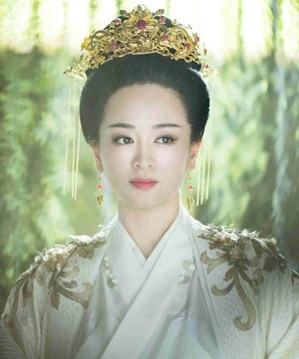 Nhan sắc không đổi của đại mỹ nhân bỏ theo chồng giàu giữa lúc sự nghiệp chạm đỉnh-9