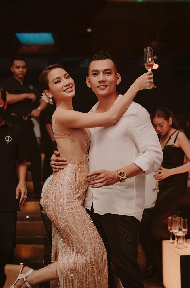 Phương Trinh Jolie phản ứng khi bị soi bụng to tướng sau đám cưới-2